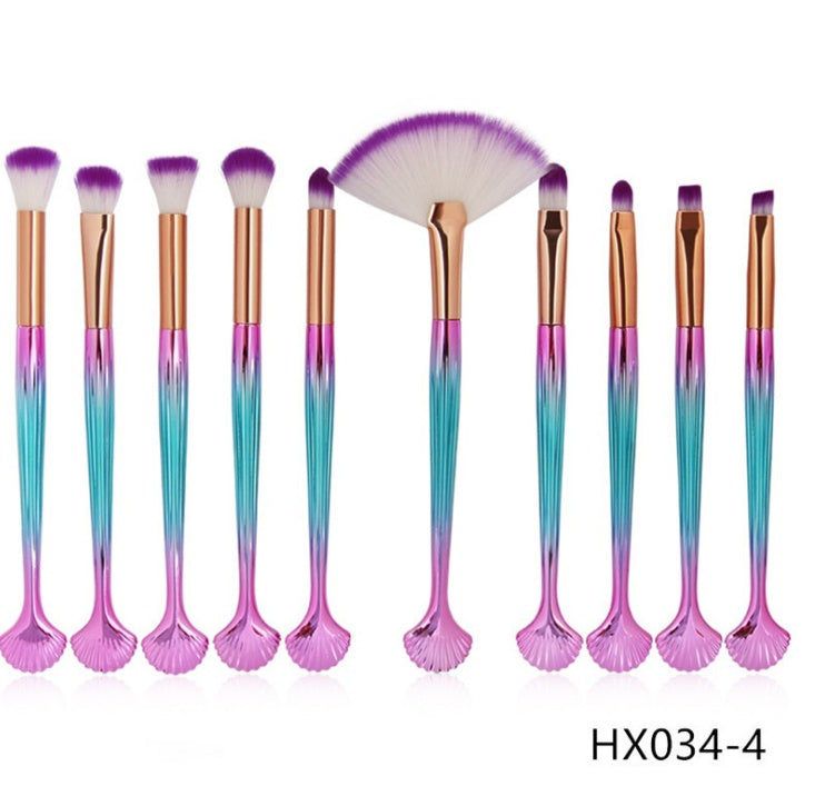 The Shell Makeup Brush Set - Purple bristles