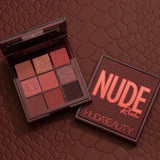 Striae Eyeshadow NUDE Rich Medium Light