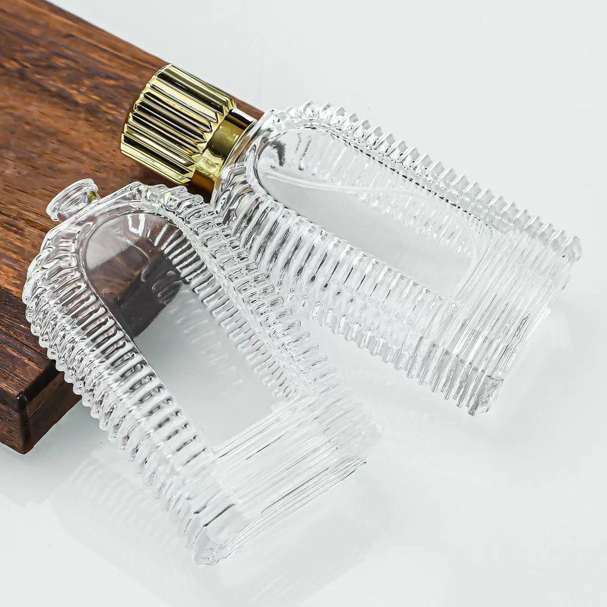 Press Bayonet Glass Perfume Bottle