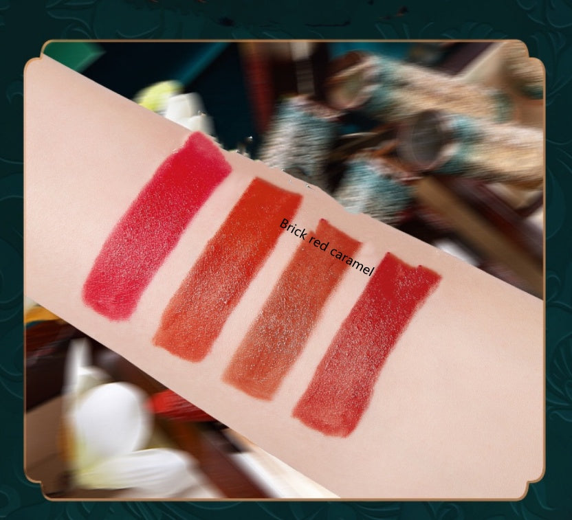 Linzhuang Velvet Matte Carved Lipstick Is Not Easy To Fade